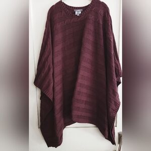 Lisa Rinna Poncho, Size M/L, Not Used
